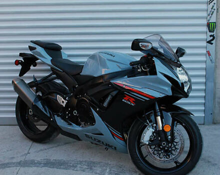 Серый Сузуки GSX-R 750, объемом двигателя 0 л и пробегом 1 тыс. км за 13200 $, фото 2 на Automoto.ua