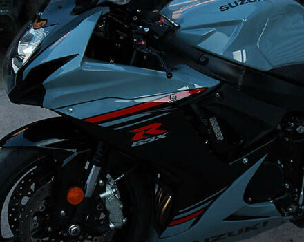 Серый Сузуки GSX-R 750, объемом двигателя 0 л и пробегом 1 тыс. км за 13200 $, фото 19 на Automoto.ua