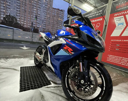 Синий Сузуки GSX-R 750, объемом двигателя 0.75 л и пробегом 20 тыс. км за 7550 $, фото 5 на Automoto.ua
