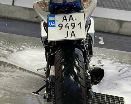 Синий Сузуки GSX-R 750, объемом двигателя 0.75 л и пробегом 20 тыс. км за 7550 $, фото 3 на Automoto.ua