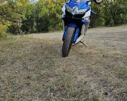 Синий Сузуки GSX-R 750, объемом двигателя 0.75 л и пробегом 23 тыс. км за 8000 $, фото 2 на Automoto.ua