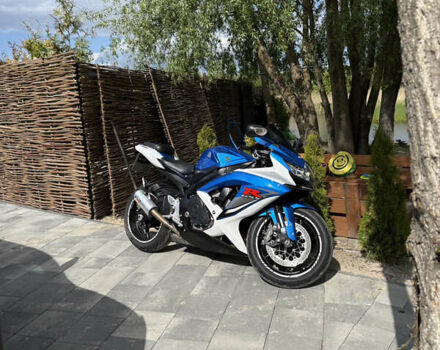 Синий Сузуки GSX-R 750, объемом двигателя 0.7 л и пробегом 17 тыс. км за 9500 $, фото 1 на Automoto.ua