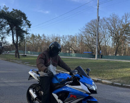 Синий Сузуки GSX-R 750, объемом двигателя 0.7 л и пробегом 17 тыс. км за 9500 $, фото 3 на Automoto.ua
