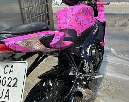 Синий Сузуки GSX-R 750, объемом двигателя 0 л и пробегом 36 тыс. км за 10500 $, фото 9 на Automoto.ua