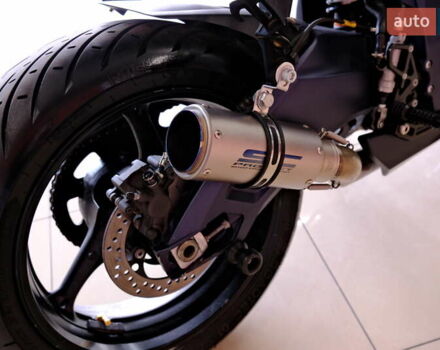 Синій Сузукі GSX-R 750, об'ємом двигуна 0.75 л та пробігом 13 тис. км за 10400 $, фото 5 на Automoto.ua