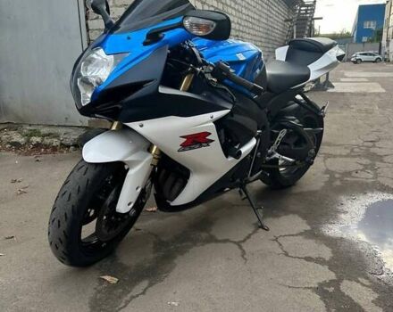 Синий Сузуки GSX-R 750, объемом двигателя 0.75 л и пробегом 14 тыс. км за 10500 $, фото 4 на Automoto.ua