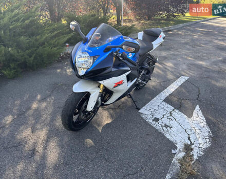 Синий Сузуки GSX-R 750, объемом двигателя 0.75 л и пробегом 20 тыс. км за 9900 $, фото 1 на Automoto.ua