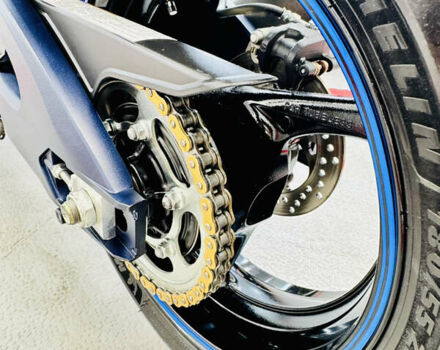Синий Сузуки GSX-R 750, объемом двигателя 0.75 л и пробегом 13 тыс. км за 10500 $, фото 16 на Automoto.ua