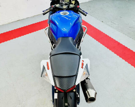 Синий Сузуки GSX-R 750, объемом двигателя 0.75 л и пробегом 13 тыс. км за 10500 $, фото 5 на Automoto.ua