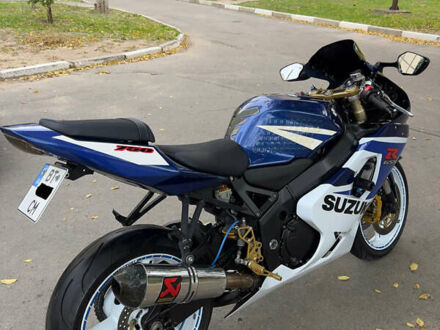 Сузуки GSX-R 750 2004 в Херсоне на Automoto.ua Синий Сузуки GSX-R 750, объемом двигателя 0.75 л и пробегом 49 тыс. км за 5800 $, фото 1 на Automoto.ua