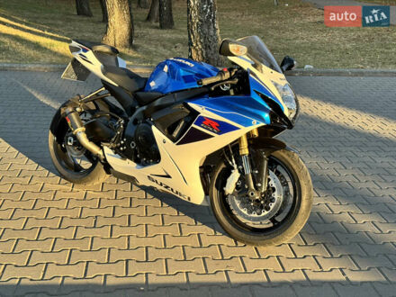 Синій Сузукі GSX-R 750, об'ємом двигуна 0.75 л та пробігом 2 тис. км за 11999 $, фото 1 на Automoto.ua