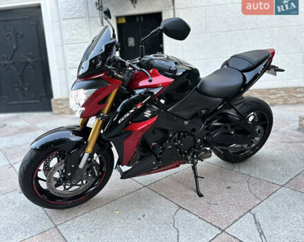 Черный Сузуки GSX-S 1000, объемом двигателя 1 л и пробегом 6 тыс. км за 9500 $, фото 5 на Automoto.ua