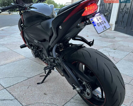 Черный Сузуки GSX-S 1000, объемом двигателя 1 л и пробегом 6 тыс. км за 9500 $, фото 4 на Automoto.ua