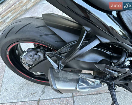Черный Сузуки GSX-S 1000, объемом двигателя 1 л и пробегом 6 тыс. км за 9500 $, фото 10 на Automoto.ua