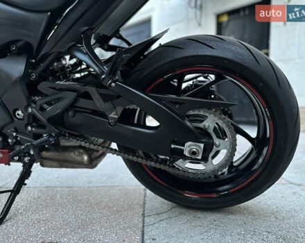 Черный Сузуки GSX-S 1000, объемом двигателя 1 л и пробегом 6 тыс. км за 9500 $, фото 12 на Automoto.ua