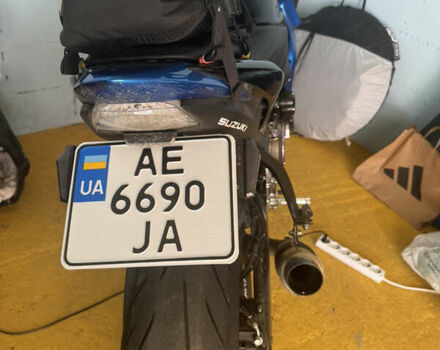 Черный Сузуки GSX-S 1000, объемом двигателя 1 л и пробегом 33 тыс. км за 11000 $, фото 11 на Automoto.ua