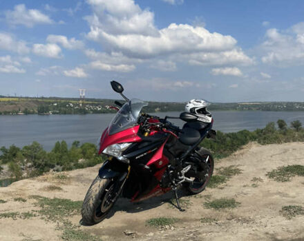 Черный Сузуки GSX-S 1000, объемом двигателя 1 л и пробегом 28 тыс. км за 10600 $, фото 15 на Automoto.ua
