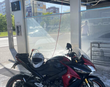 Черный Сузуки GSX-S 1000, объемом двигателя 1 л и пробегом 28 тыс. км за 10600 $, фото 6 на Automoto.ua