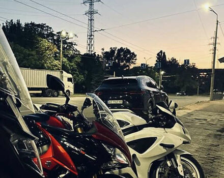 Черный Сузуки GSX-S 1000, объемом двигателя 1 л и пробегом 28 тыс. км за 10199 $, фото 11 на Automoto.ua