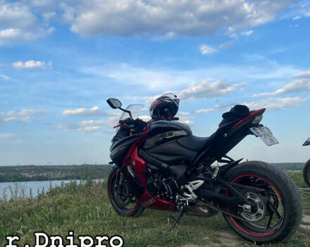 Черный Сузуки GSX-S 1000, объемом двигателя 1 л и пробегом 28 тыс. км за 10600 $, фото 3 на Automoto.ua