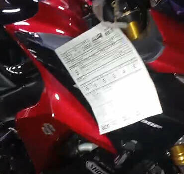 Черный Сузуки GSX-S 1000, объемом двигателя 1 л и пробегом 28 тыс. км за 10600 $, фото 4 на Automoto.ua