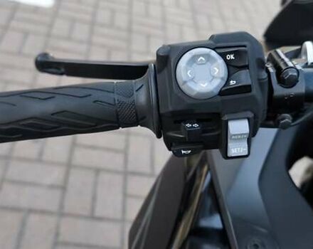 Чорний Сузукі GSX-S 1000, об'ємом двигуна 1 л та пробігом 8 тис. км за 17400 $, фото 11 на Automoto.ua