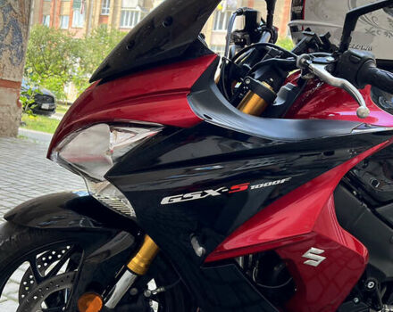 Червоний Сузукі GSX-S 1000, об'ємом двигуна 1 л та пробігом 10 тис. км за 10300 $, фото 3 на Automoto.ua