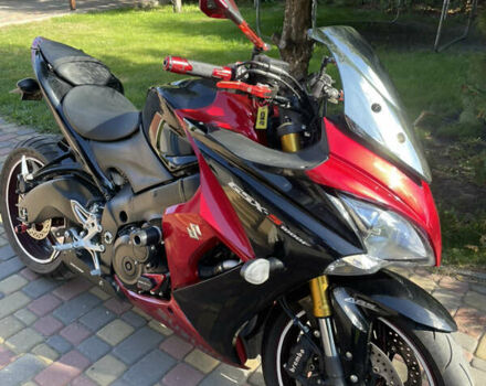 Красный Сузуки GSX-S 1000, объемом двигателя 1 л и пробегом 14 тыс. км за 10800 $, фото 8 на Automoto.ua