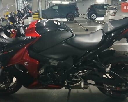 Красный Сузуки GSX-S 1000, объемом двигателя 1 л и пробегом 54 тыс. км за 8000 $, фото 5 на Automoto.ua