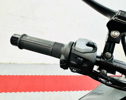 Красный Сузуки GSX-S 1000, объемом двигателя 1 л и пробегом 21 тыс. км за 9300 $, фото 28 на Automoto.ua