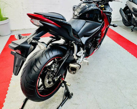 Красный Сузуки GSX-S 1000, объемом двигателя 1 л и пробегом 21 тыс. км за 9300 $, фото 8 на Automoto.ua