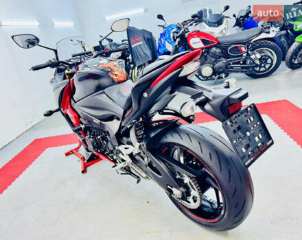 Красный Сузуки GSX-S 1000, объемом двигателя 1 л и пробегом 25 тыс. км за 9200 $, фото 9 на Automoto.ua