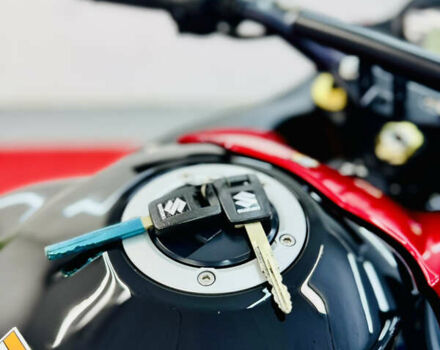 Красный Сузуки GSX-S 1000, объемом двигателя 1 л и пробегом 25 тыс. км за 9200 $, фото 29 на Automoto.ua