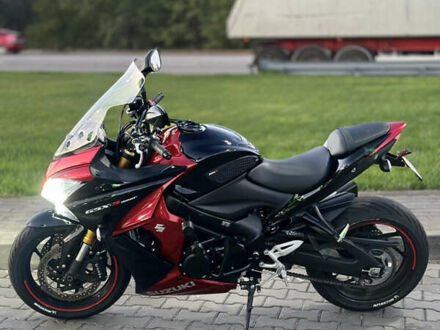 Червоний Сузукі GSX-S 1000, об'ємом двигуна 1 л та пробігом 24 тис. км за 10000 $, фото 1 на Automoto.ua