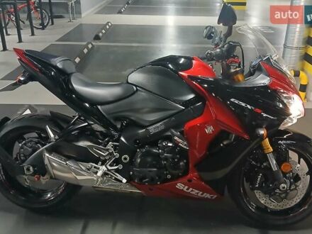 Сузуки GSX-S 1000 2016 в Львове на Automoto.ua Красный Сузуки GSX-S 1000, объемом двигателя 1 л и пробегом 54 тыс. км за 8000 $, фото 1 на Automoto.ua