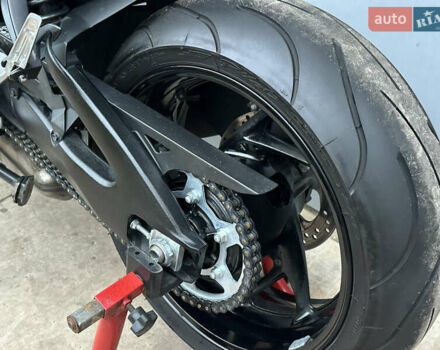 Сузуки GSX-S 1000, объемом двигателя 1 л и пробегом 23 тыс. км за 9200 $, фото 13 на Automoto.ua