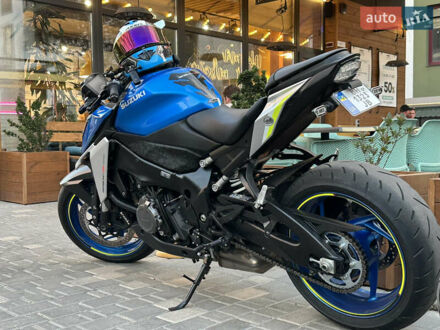 Сузуки GSX-S 1000, объемом двигателя 1 л и пробегом 17 тыс. км за 11700 $, фото 1 на Automoto.ua