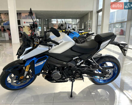 Серый Сузуки GSX-S 1000, объемом двигателя 1 л и пробегом 1 тыс. км за 649900 $, фото 5 на Automoto.ua