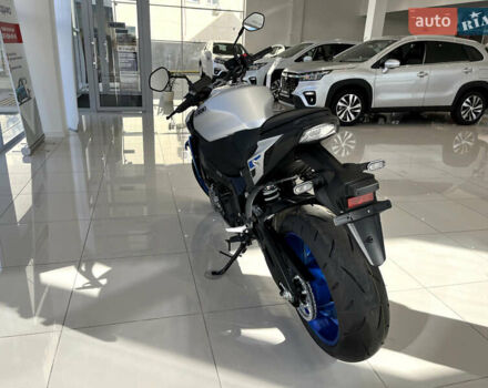 Серый Сузуки GSX-S 1000, объемом двигателя 1 л и пробегом 1 тыс. км за 649900 $, фото 3 на Automoto.ua