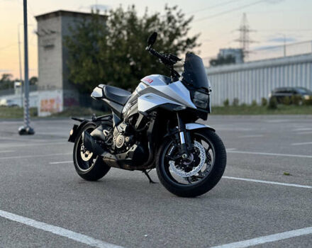 Серый Сузуки GSX-S 1000, объемом двигателя 1 л и пробегом 23 тыс. км за 8499 $, фото 5 на Automoto.ua