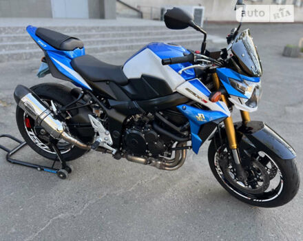 Синий Сузуки GSX-S 1000, объемом двигателя 0.75 л и пробегом 13 тыс. км за 8000 $, фото 3 на Automoto.ua