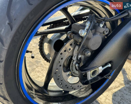 Синій Сузукі GSX-S 1000, об'ємом двигуна 1 л та пробігом 18 тис. км за 9400 $, фото 12 на Automoto.ua