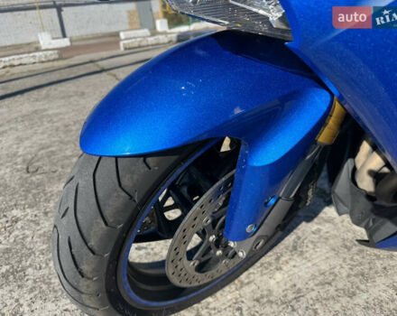 Синій Сузукі GSX-S 1000, об'ємом двигуна 1 л та пробігом 18 тис. км за 9400 $, фото 23 на Automoto.ua