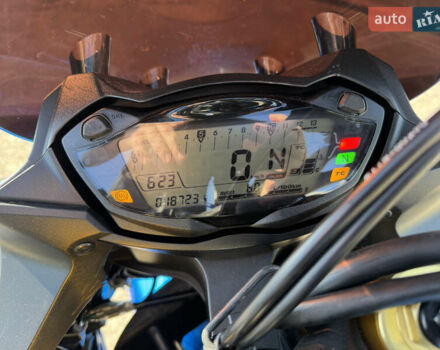 Синій Сузукі GSX-S 1000, об'ємом двигуна 1 л та пробігом 18 тис. км за 9400 $, фото 28 на Automoto.ua
