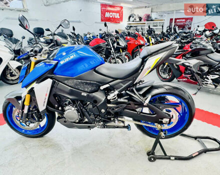 Синий Сузуки GSX-S 1000, объемом двигателя 1 л и пробегом 25 тыс. км за 11300 $, фото 9 на Automoto.ua
