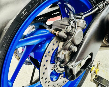 Синий Сузуки GSX-S 1000, объемом двигателя 1 л и пробегом 25 тыс. км за 11300 $, фото 19 на Automoto.ua