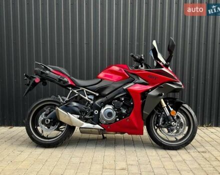 Красный Сузуки GSX-S 1000GT, объемом двигателя 1 л и пробегом 11 тыс. км за 12800 $, фото 7 на Automoto.ua
