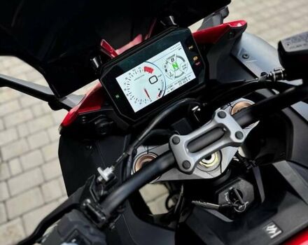 Красный Сузуки GSX-S 1000GT, объемом двигателя 1 л и пробегом 11 тыс. км за 12800 $, фото 4 на Automoto.ua