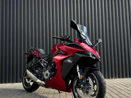 Красный Сузуки GSX-S 1000GT, объемом двигателя 1 л и пробегом 11 тыс. км за 12800 $, фото 1 на Automoto.ua