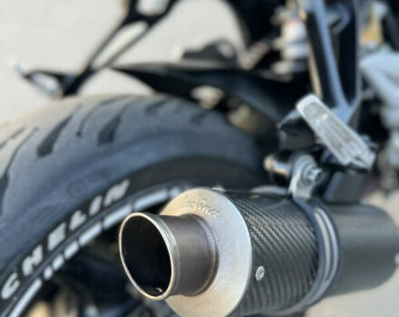 Белый Сузуки GSX-S 750, объемом двигателя 0.75 л и пробегом 15 тыс. км за 7200 $, фото 11 на Automoto.ua